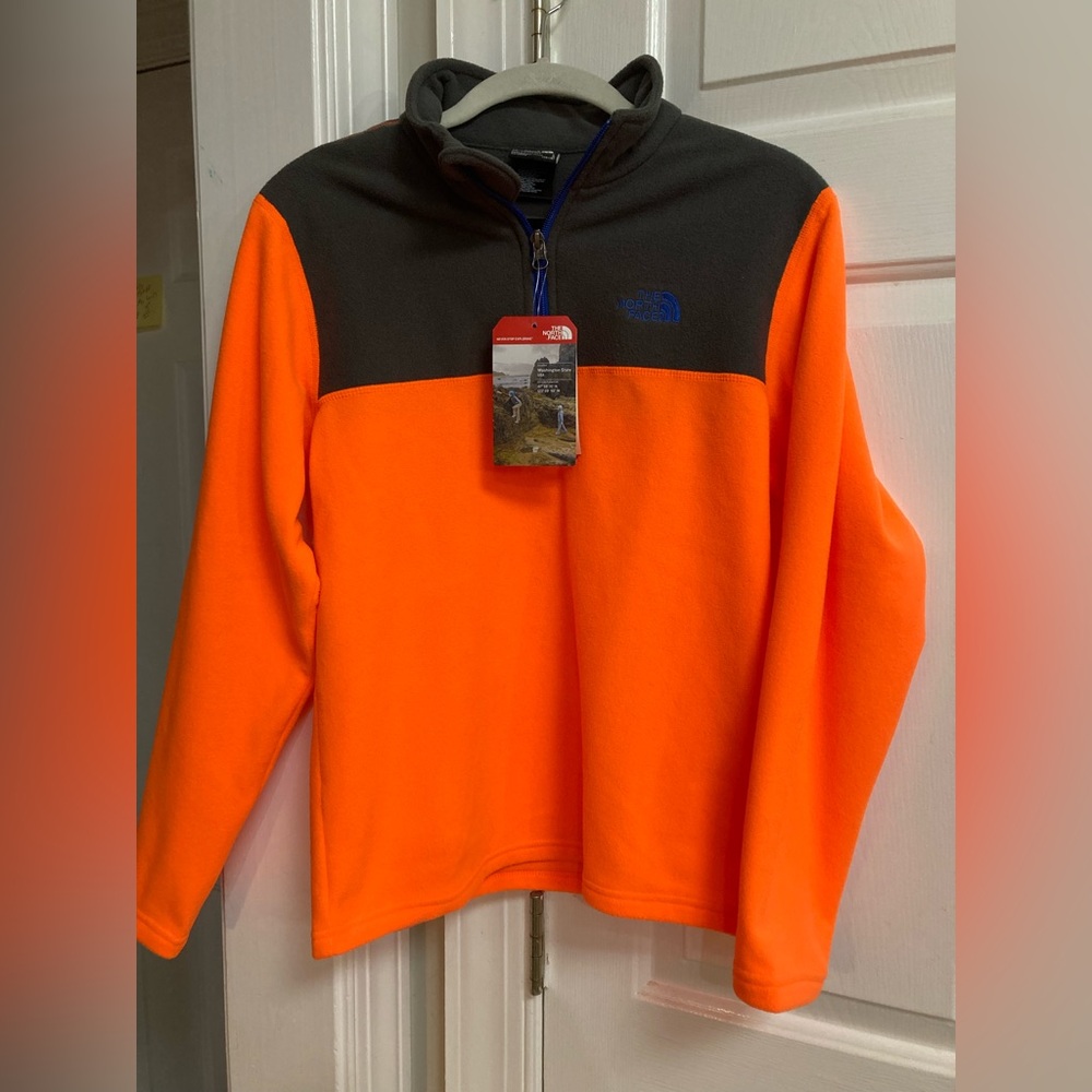 NWT The North Face Kids' Orange and Gray  1/4 zip fleece pullover L 14/16